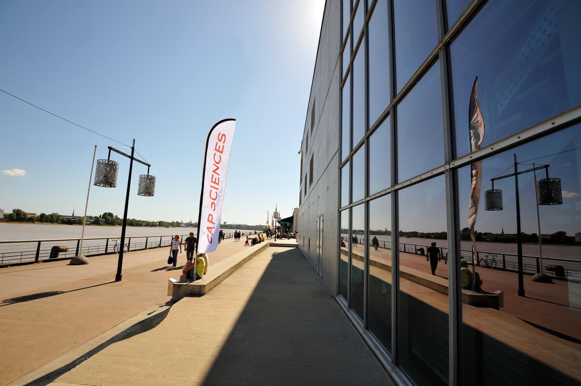 Cap Sciences - Cover