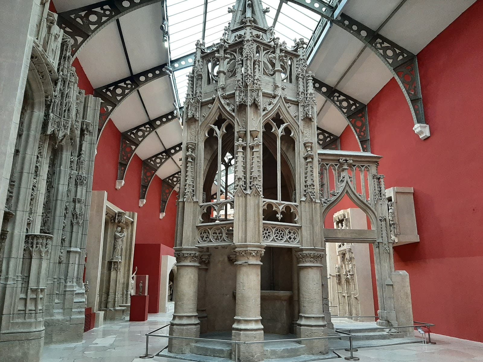 Musée des Matériaux du Centre de Recherche sur les Monuments Historiques - Cover