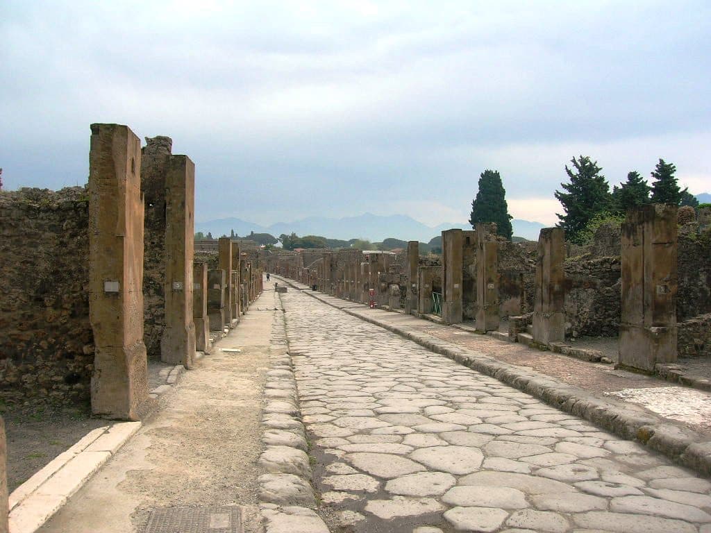 archaeological excavations of Pompeii - Cover