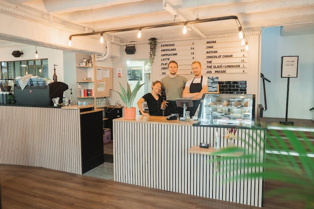 Oh my Goodness café - Cover