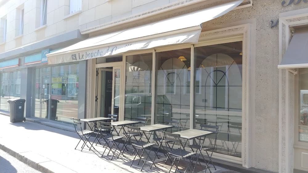 Le Bouche A Oreille - Cover