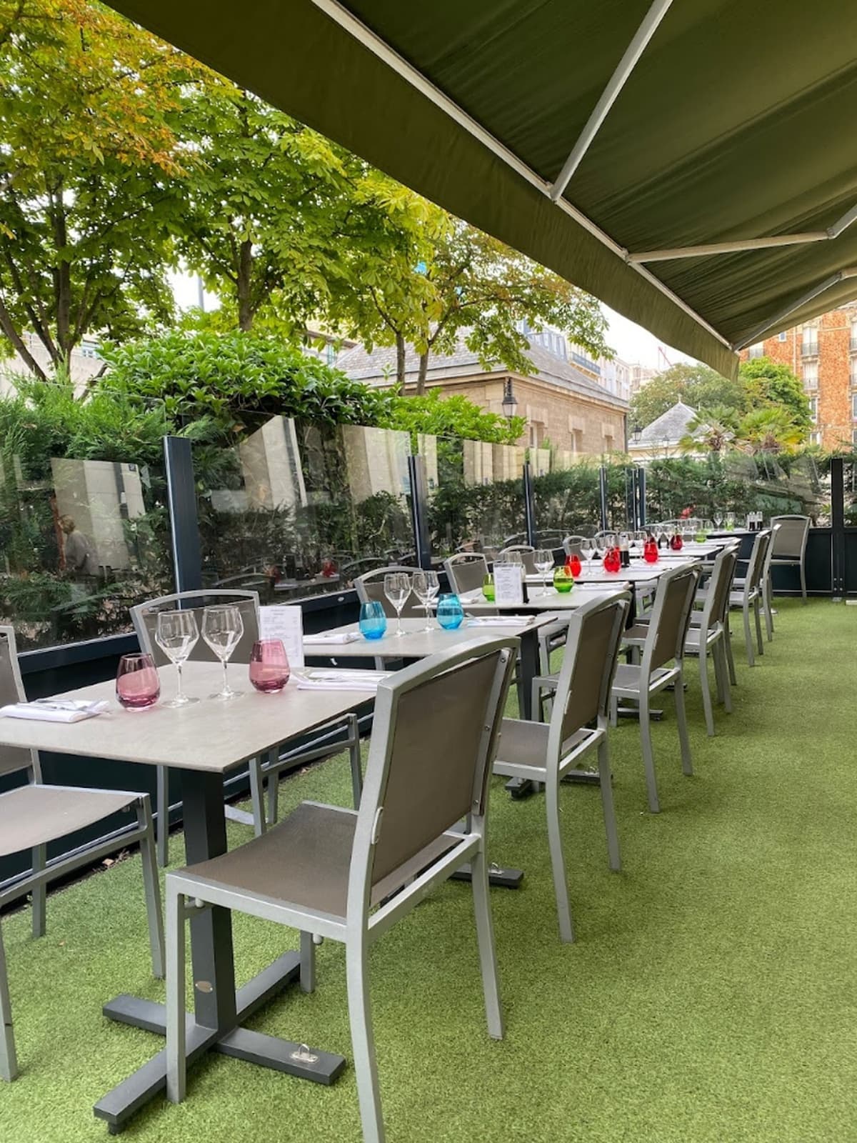 Restaurant Manufacture - Cover