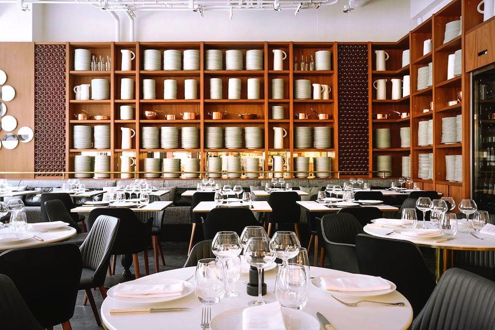 Brasserie Lazare Paris - Cover