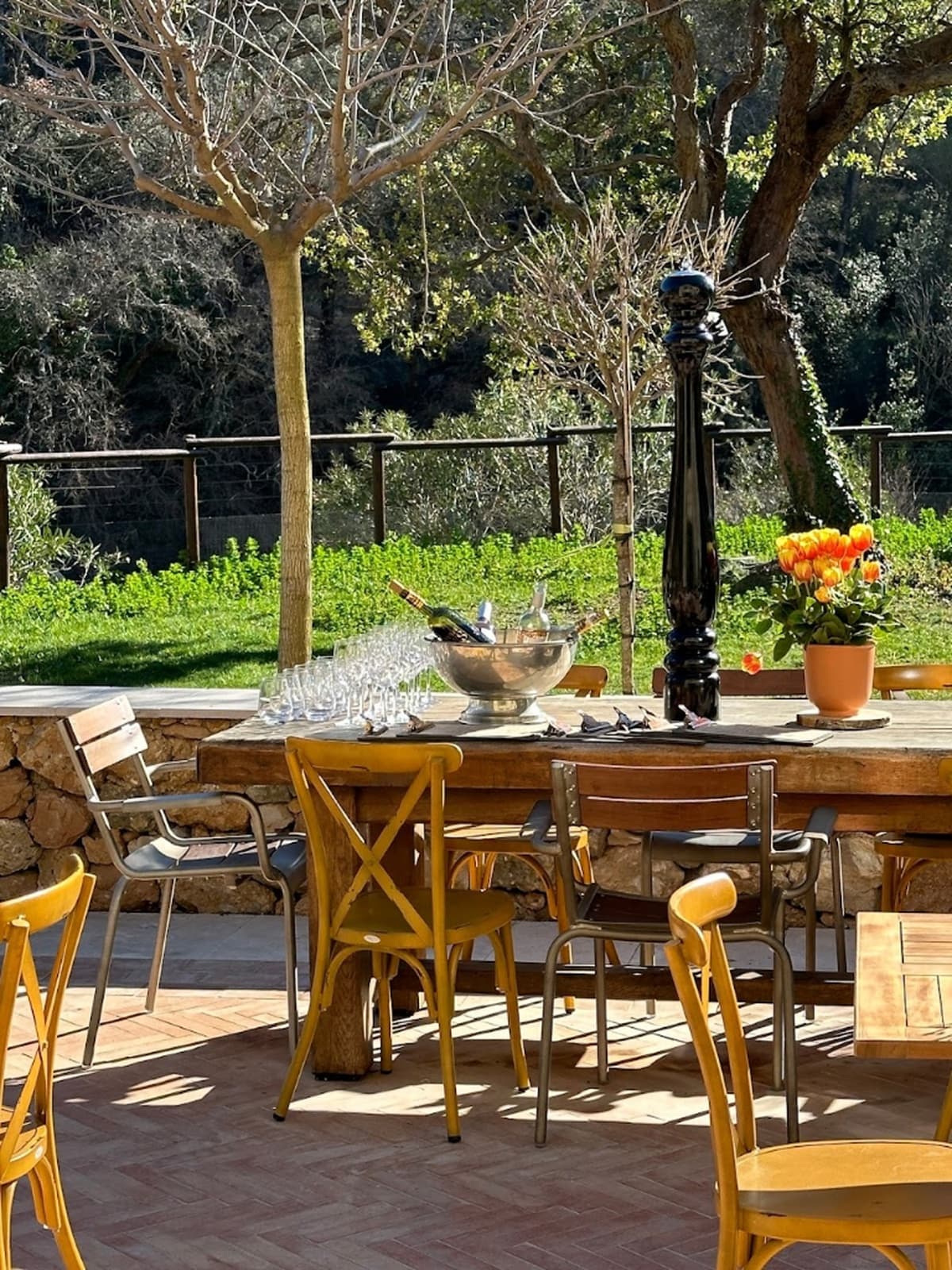 Le Pavillon de la Source - Cover