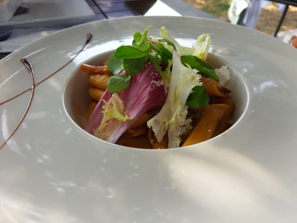 Les Tuileries - Cover