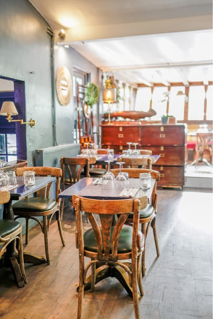 Les Pieds dans l'Eau - Cover