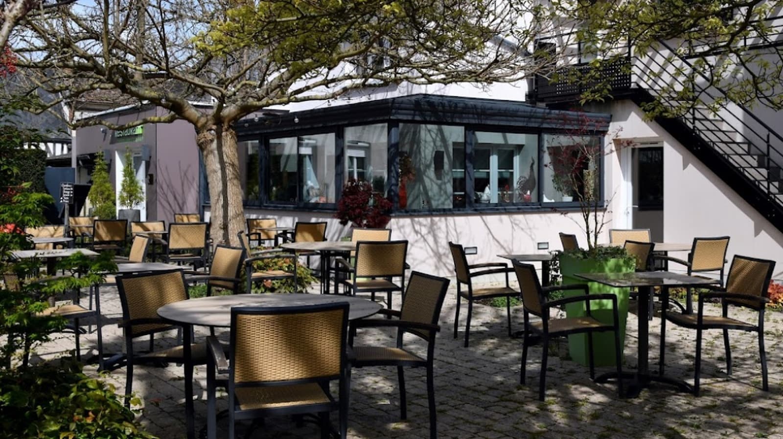 Hostellerie d'Acquigny - Cover