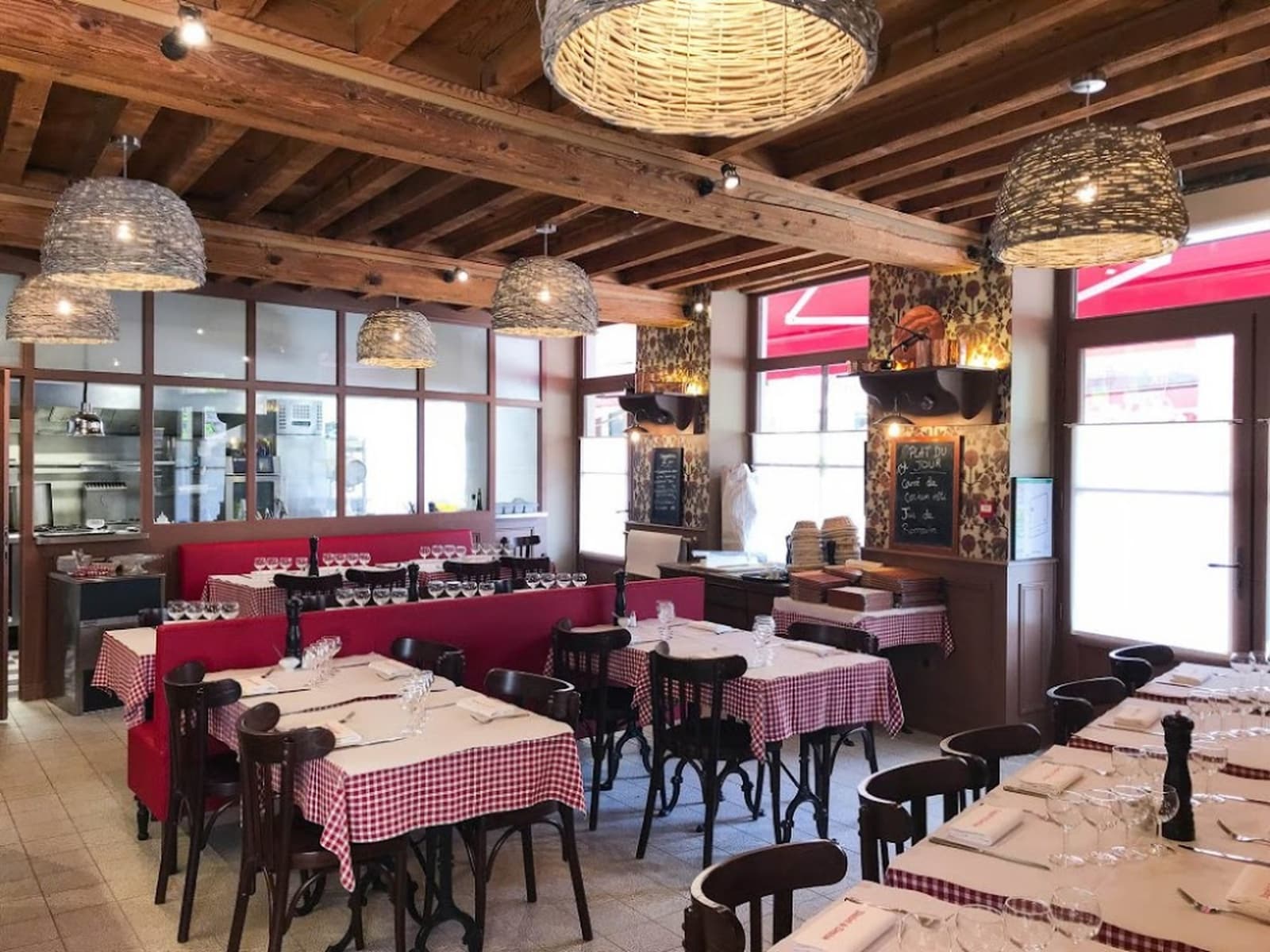 Daniel et Denise Croix Rousse - Bouchon Lyonnais - Cover