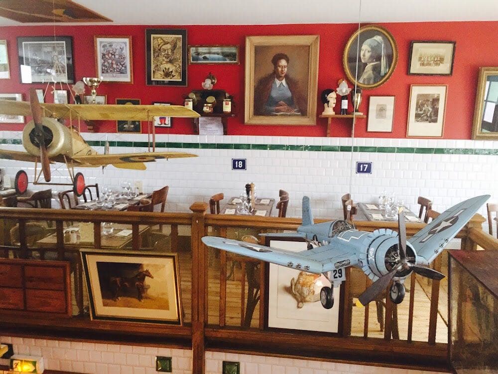 Chez Le Bougnat - Cover