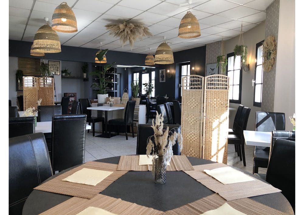 Le Petit Bouchon Restaurant - Cover