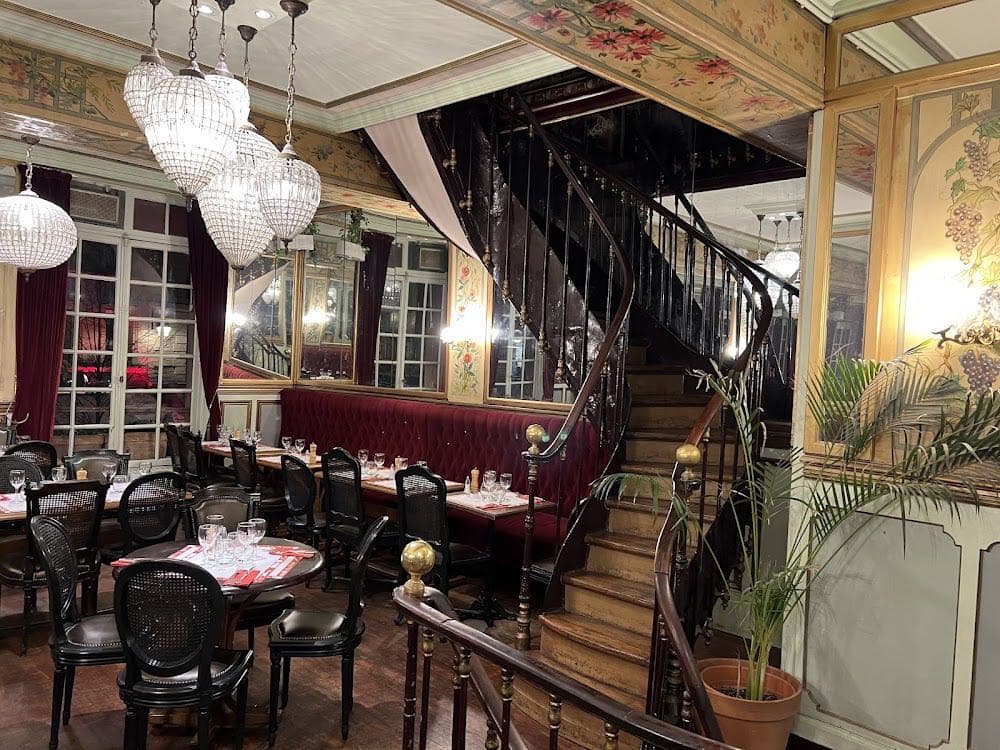 Le Petit Bouillon Pharamond - Cover