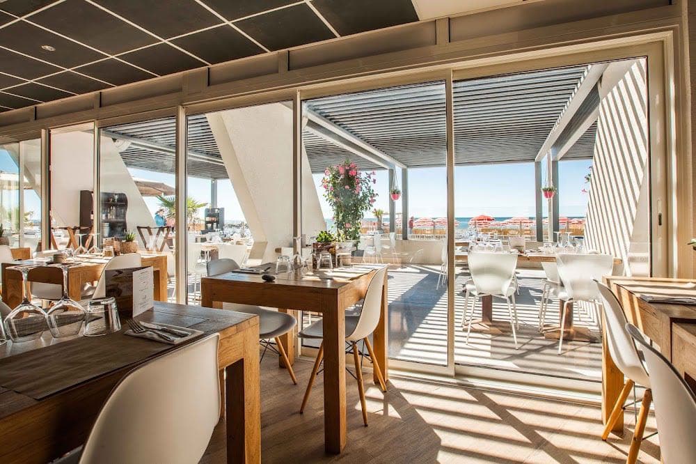 La Plage des Lézards | Restaurant - Bar - Plage Privée - Cover