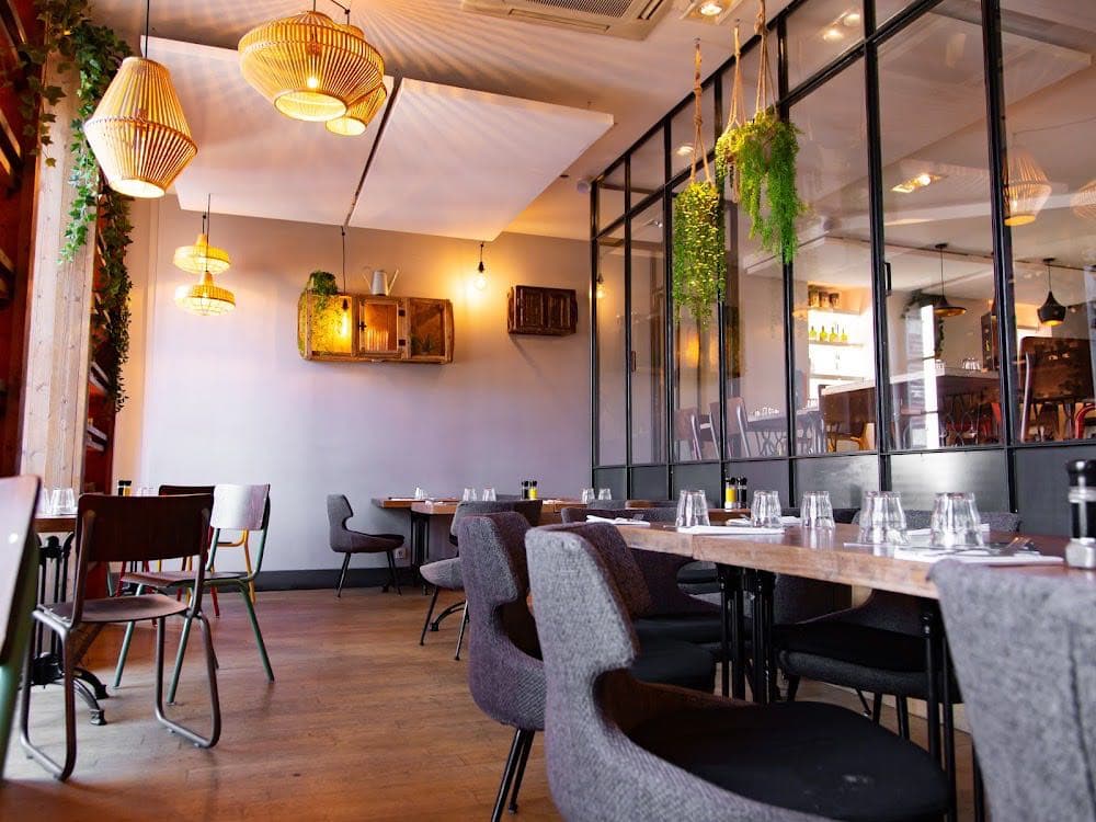 Monsieur Georges - Cover