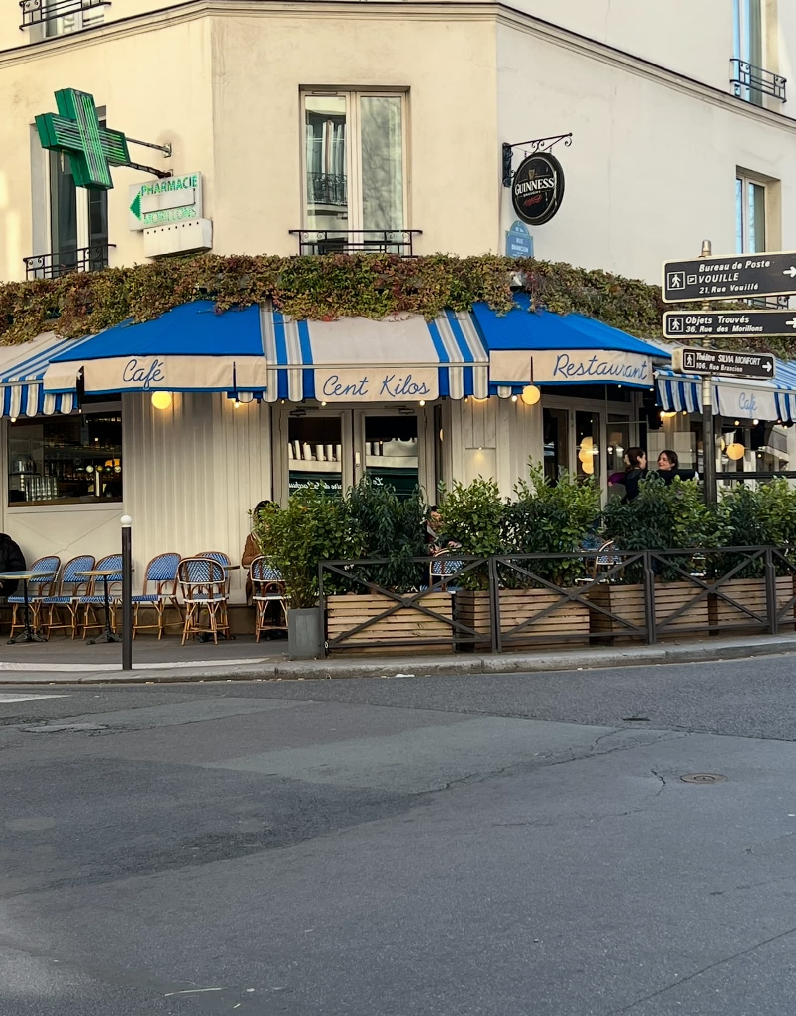 Aux 100 Kilos - Cover