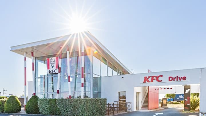 KFC Poitiers Sud - Cover