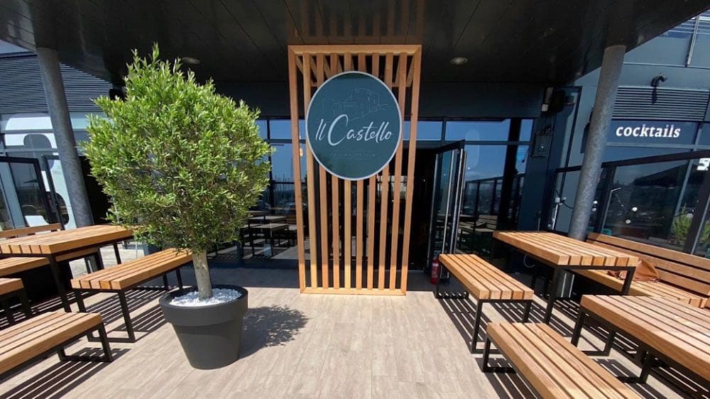 IL CASTELLO - Cover
