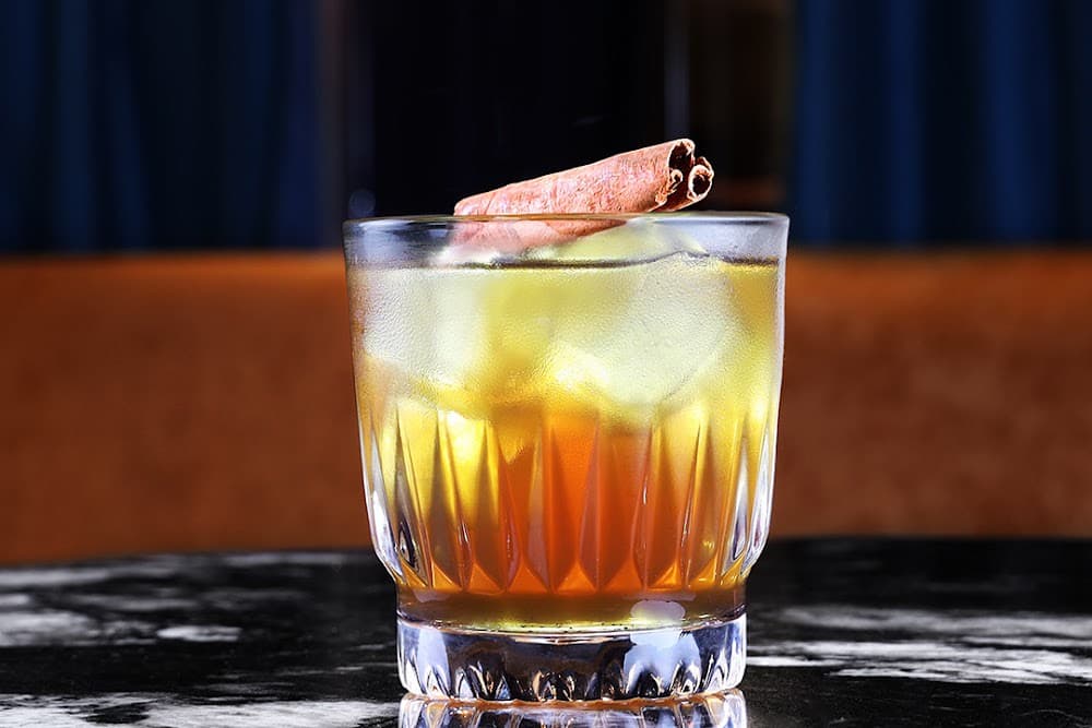 Kokekokko Karaoke Bar - Cover