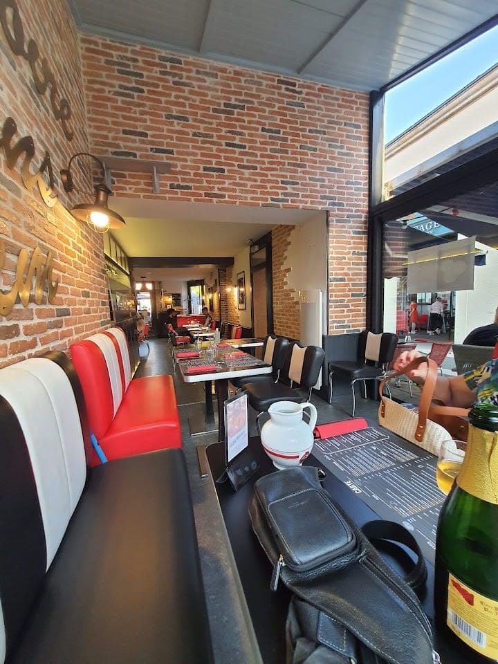 Le Chat Huant - Cover