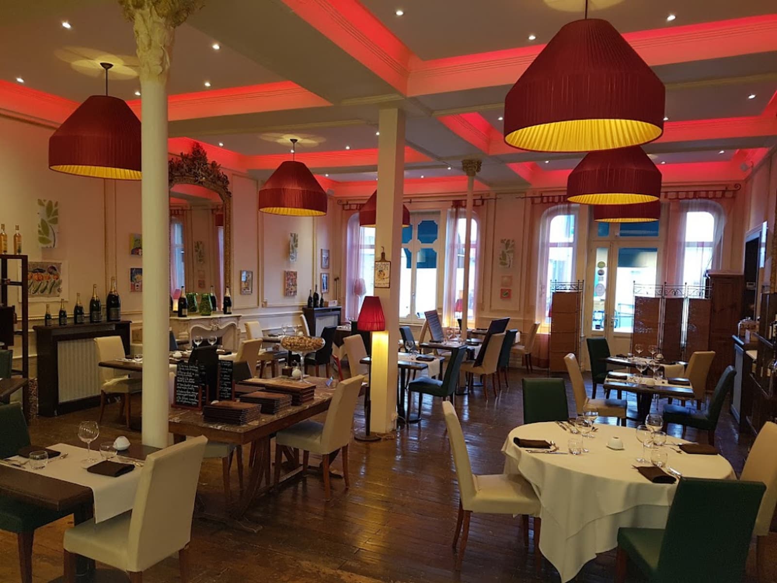 Les Caudalies - Cover