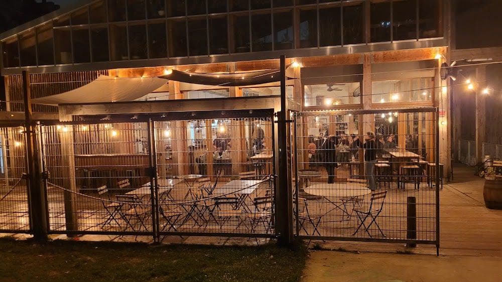 Le passage à niveau - Cover