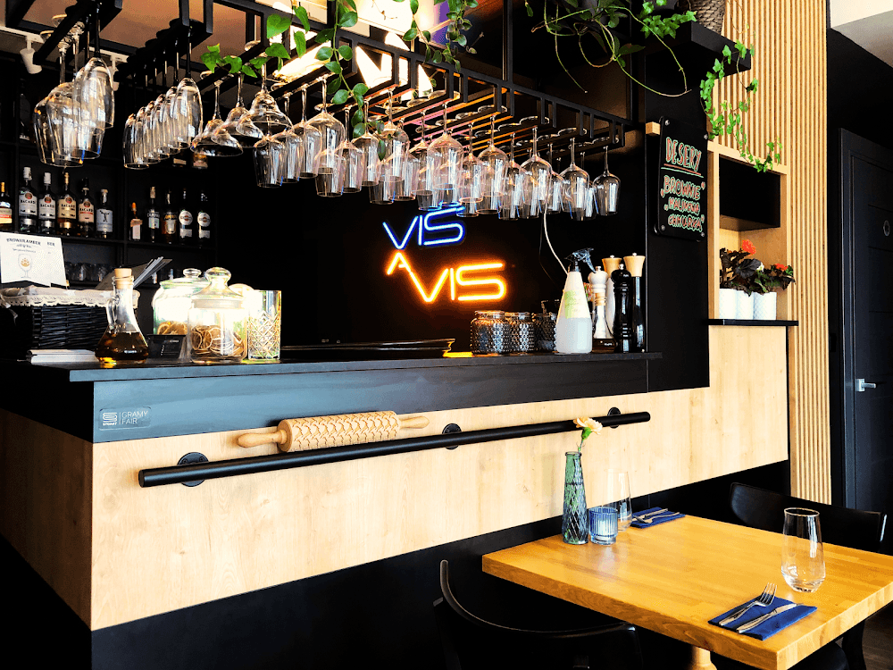 Vis a Vis Restaurant - Cover