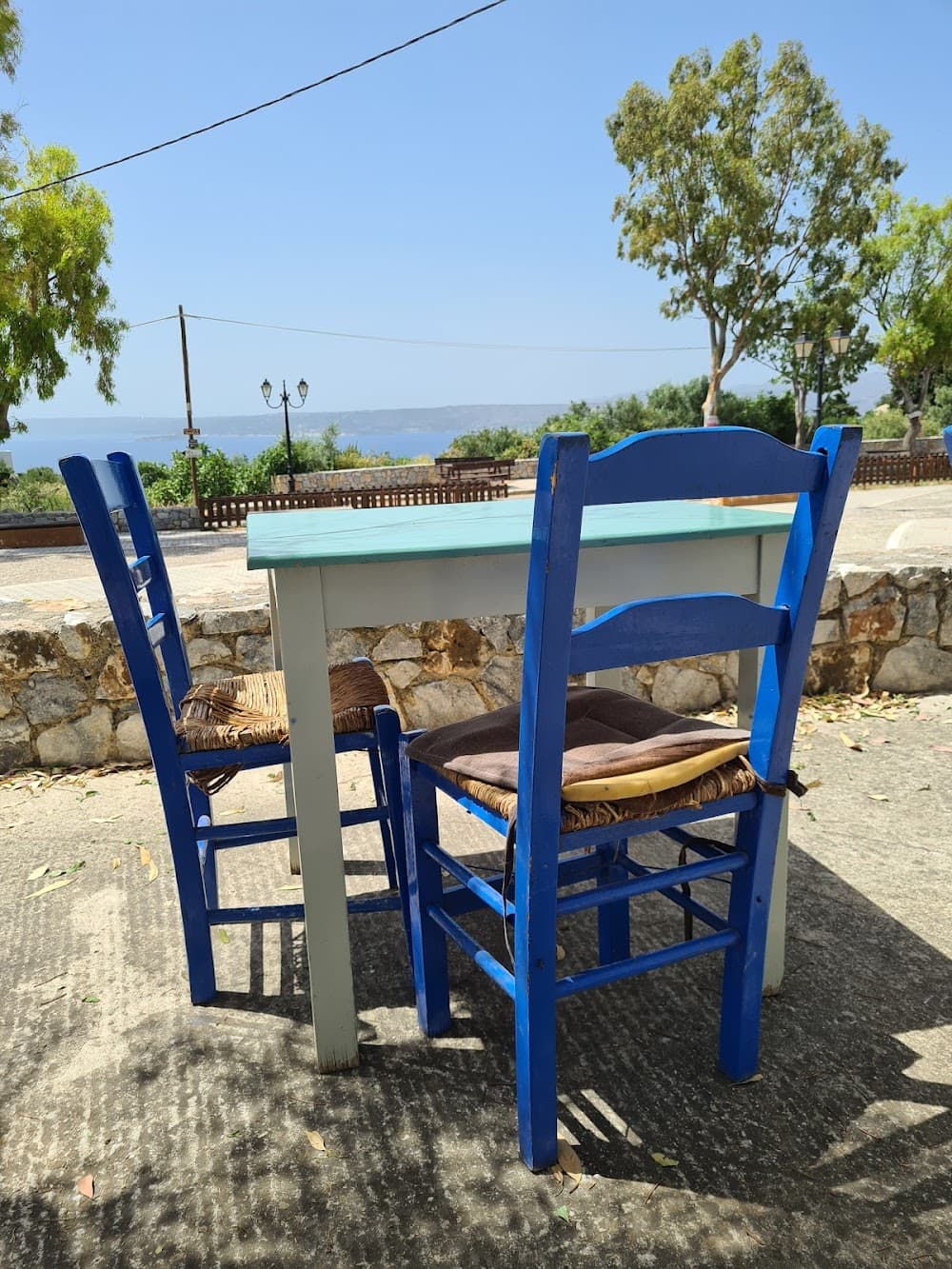 Zorbas Taverna - Cover