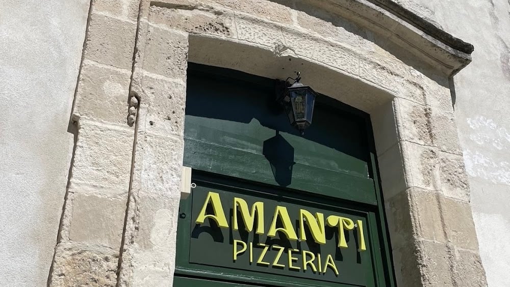 Amanti Pizzeria - Cover
