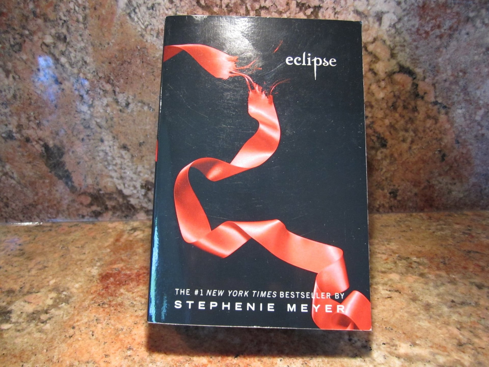 Eclipse (Twilight Sagas) - Cover