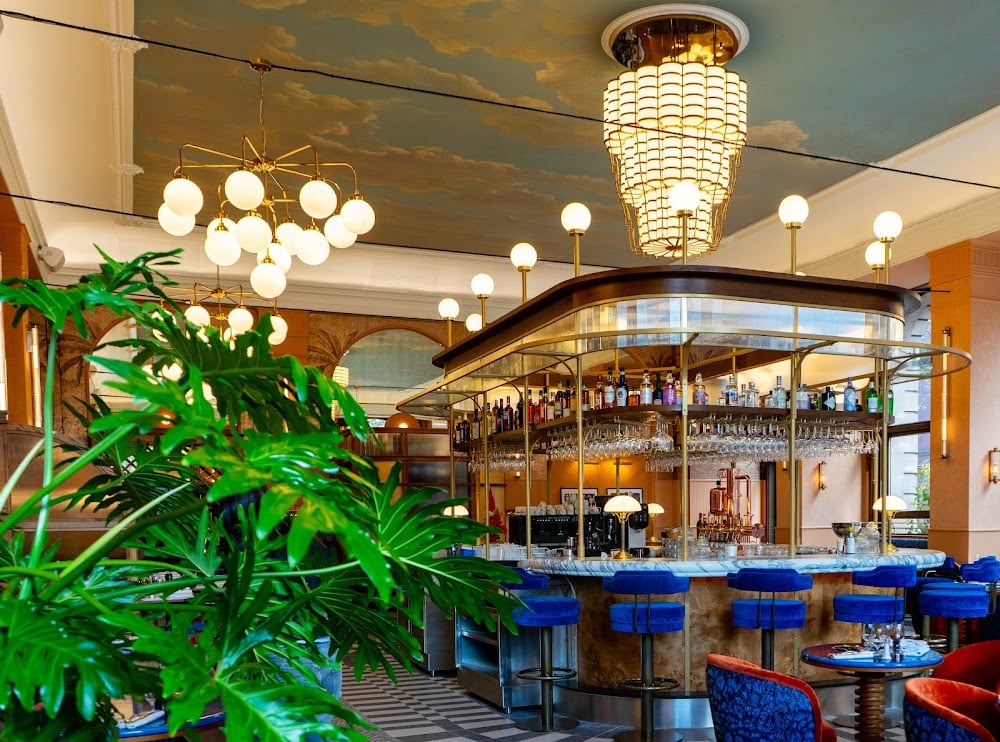 Brasserie Louise - Cover