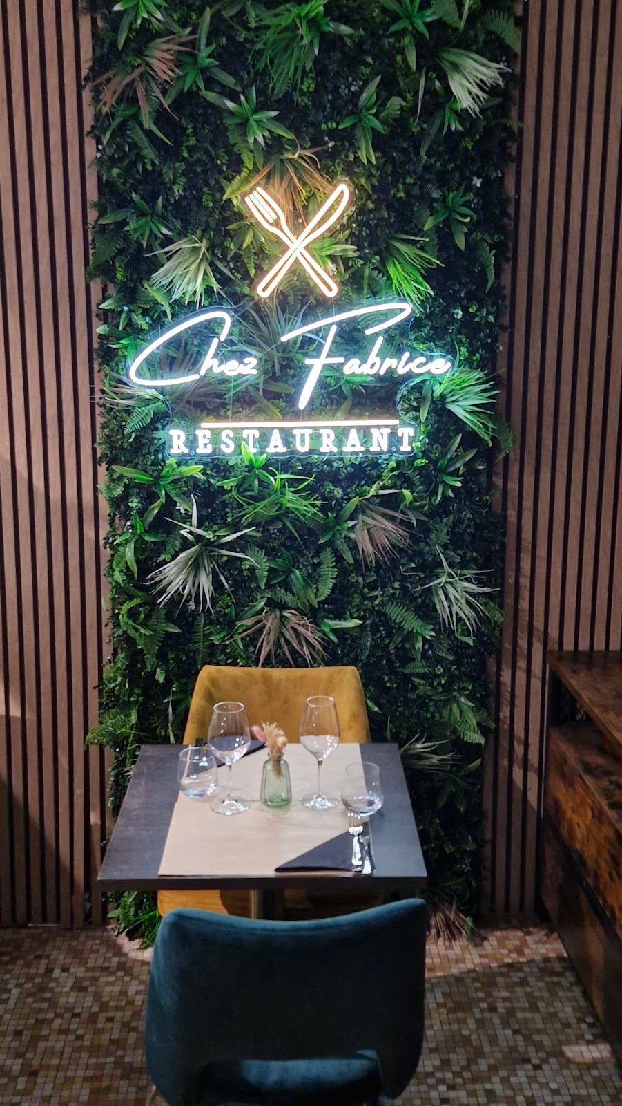 Chez Fabrice - Cover