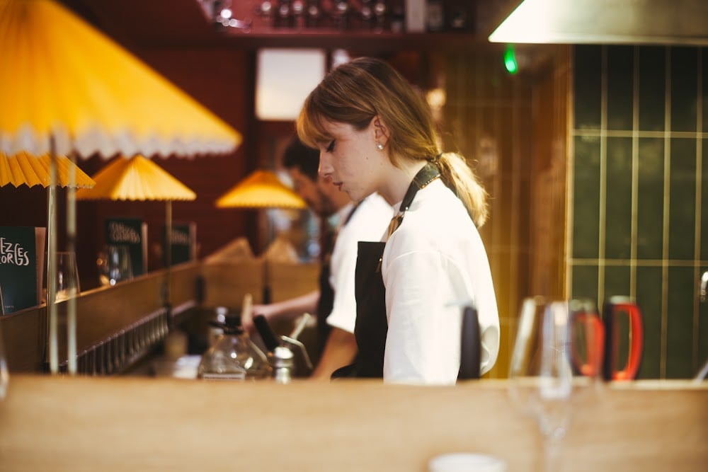 Chez Georges - Cover