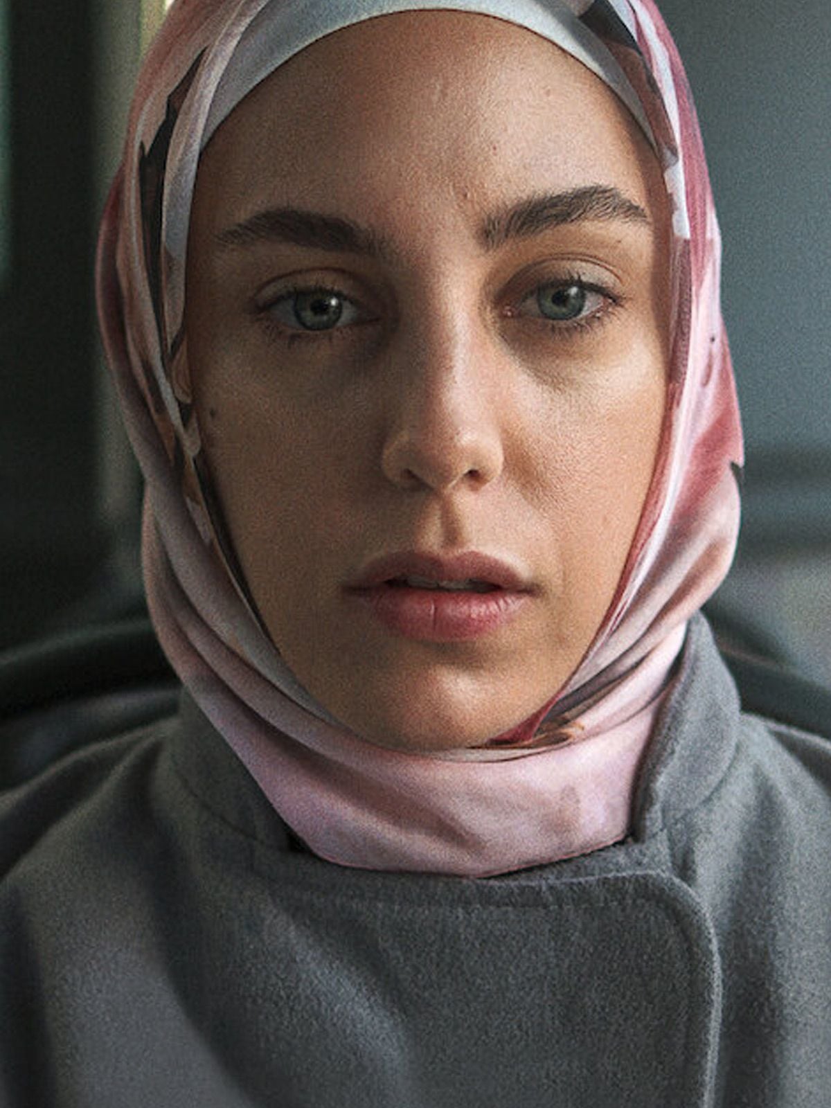 Bir Başkadır - Cover