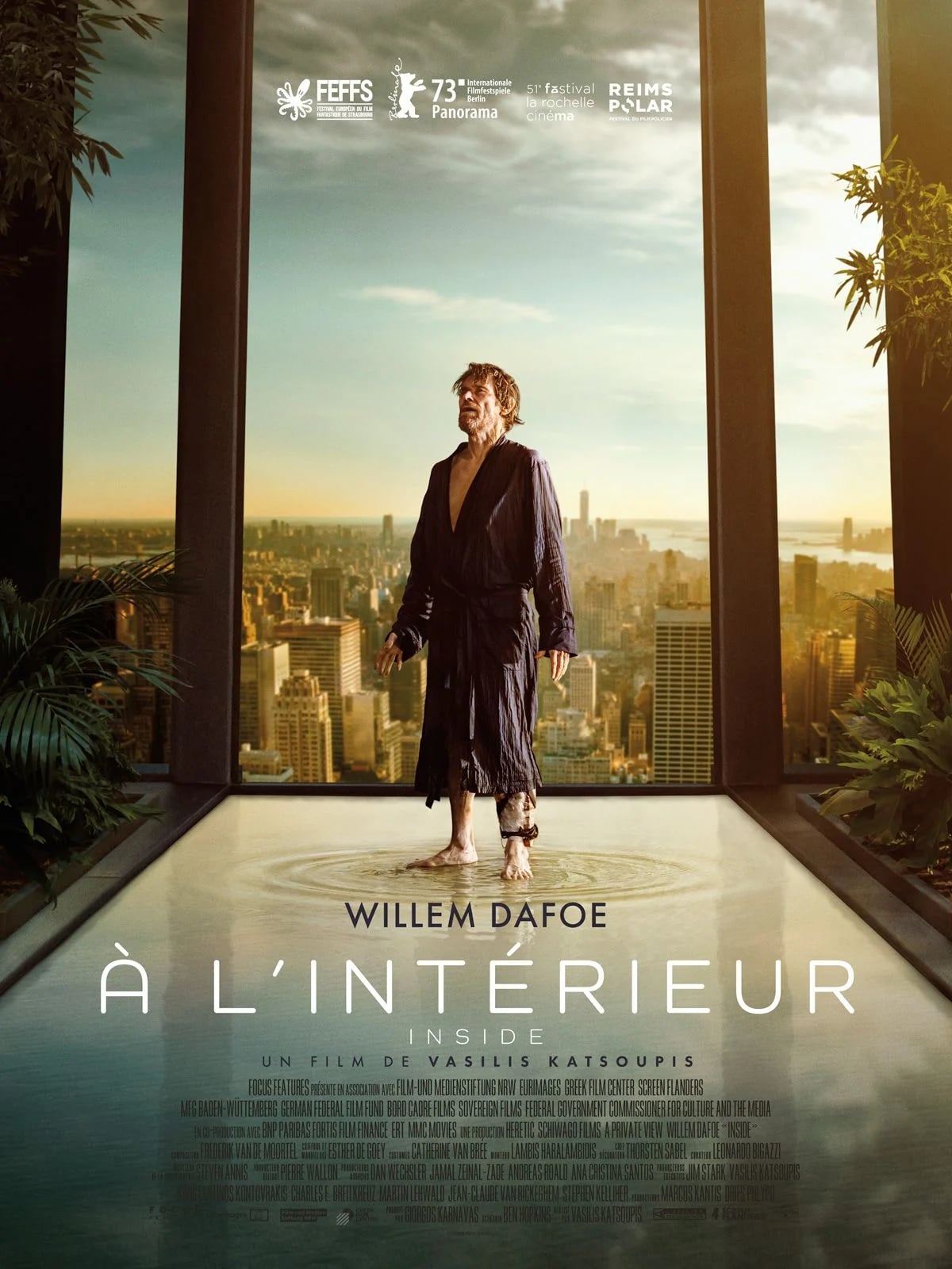 À l'intérieur - Cover