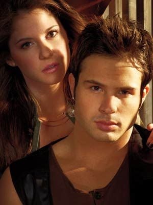Hollywood Heights - Cover
