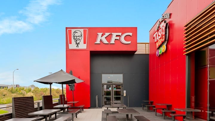 KFC Valenciennes Petite Forêt - Cover
