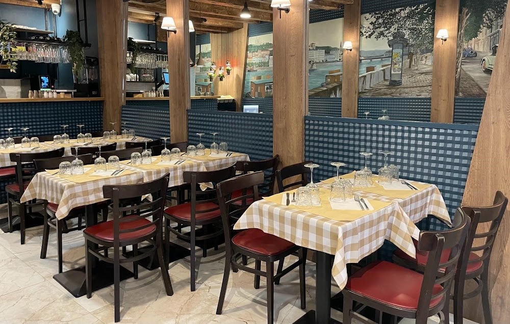 Le Bouche à Oreille - Cover