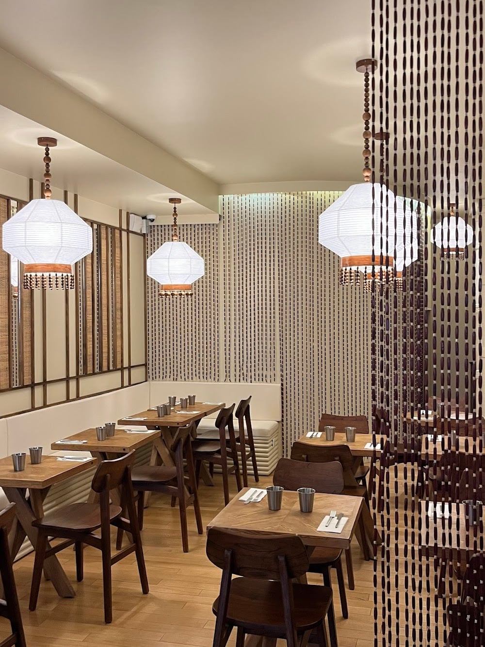 MOSUGO PARIS 2 PAR MORY SACKO - Cover