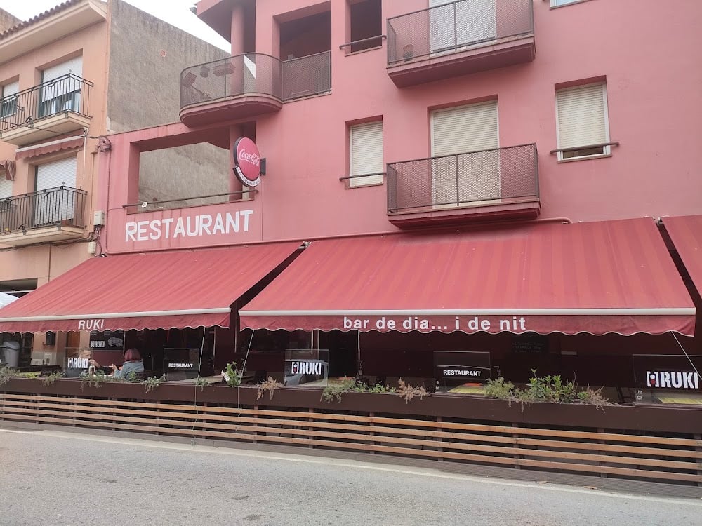 Restaurant-Bar “Ruki” - Cover