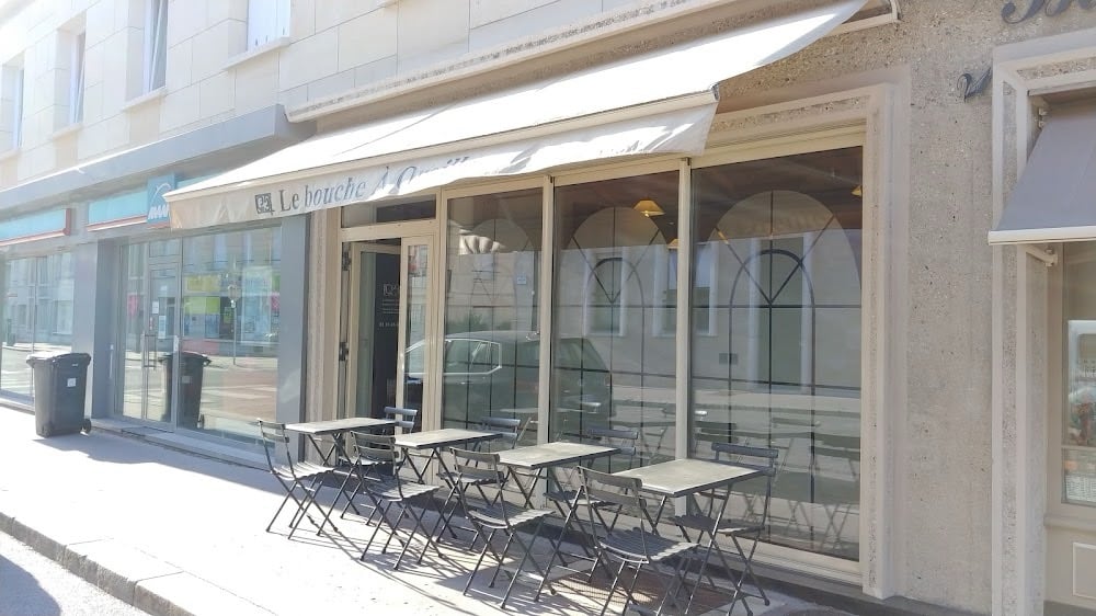 Le Bouche A Oreille - Cover