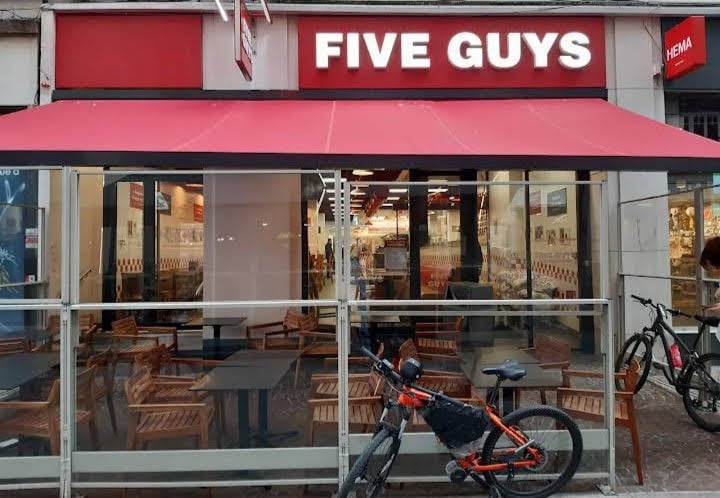 Five Guys Lille Béthune - Cover