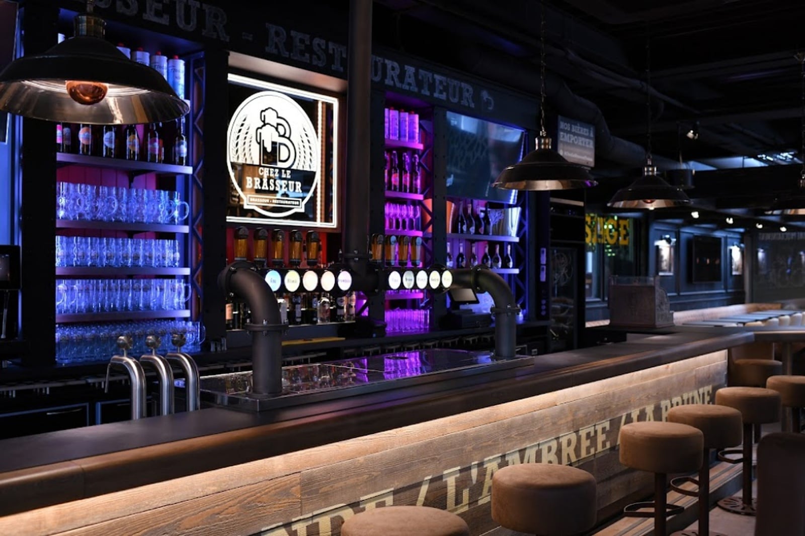 Chez Le Brasseur - Cover