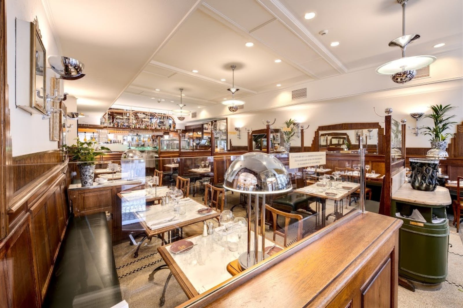 Aux Armes de Bruxelles - Cover