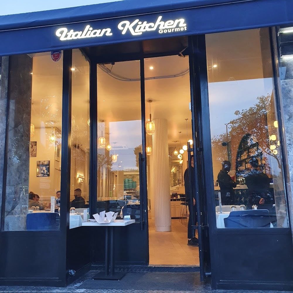 Italian Kitchen - Cover