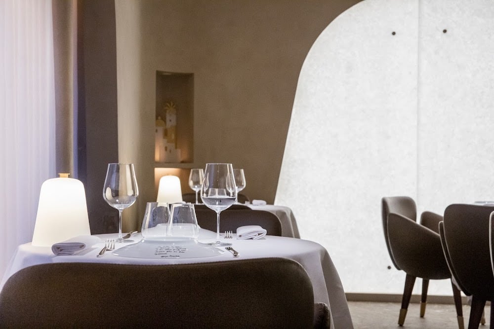 Mavrommatis Le Restaurant - Cover