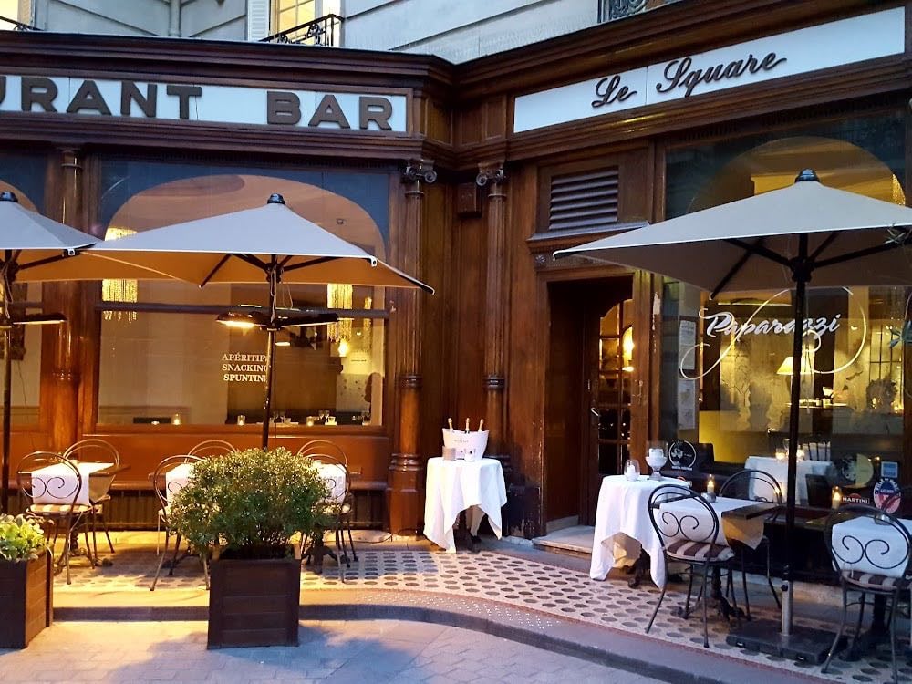 Le Square - Restaurant Paparazzi - Cover