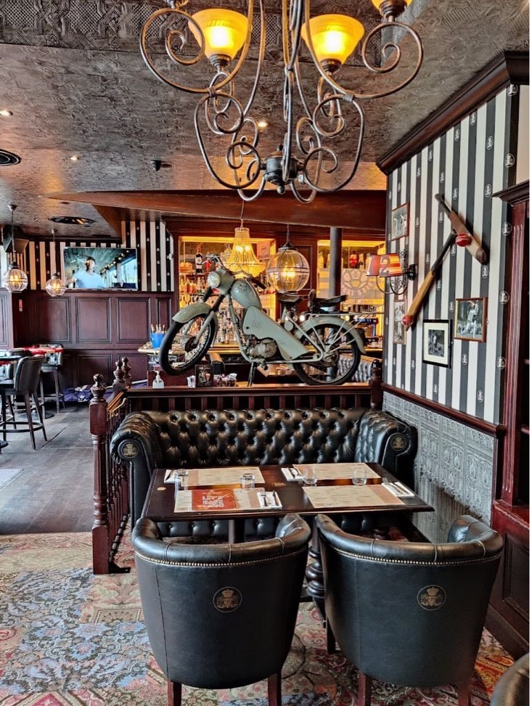 Pub Station Le Perreux - Cover