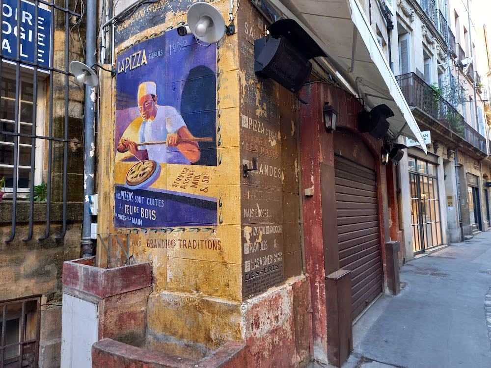 La Pizza - Restaurant - Cover