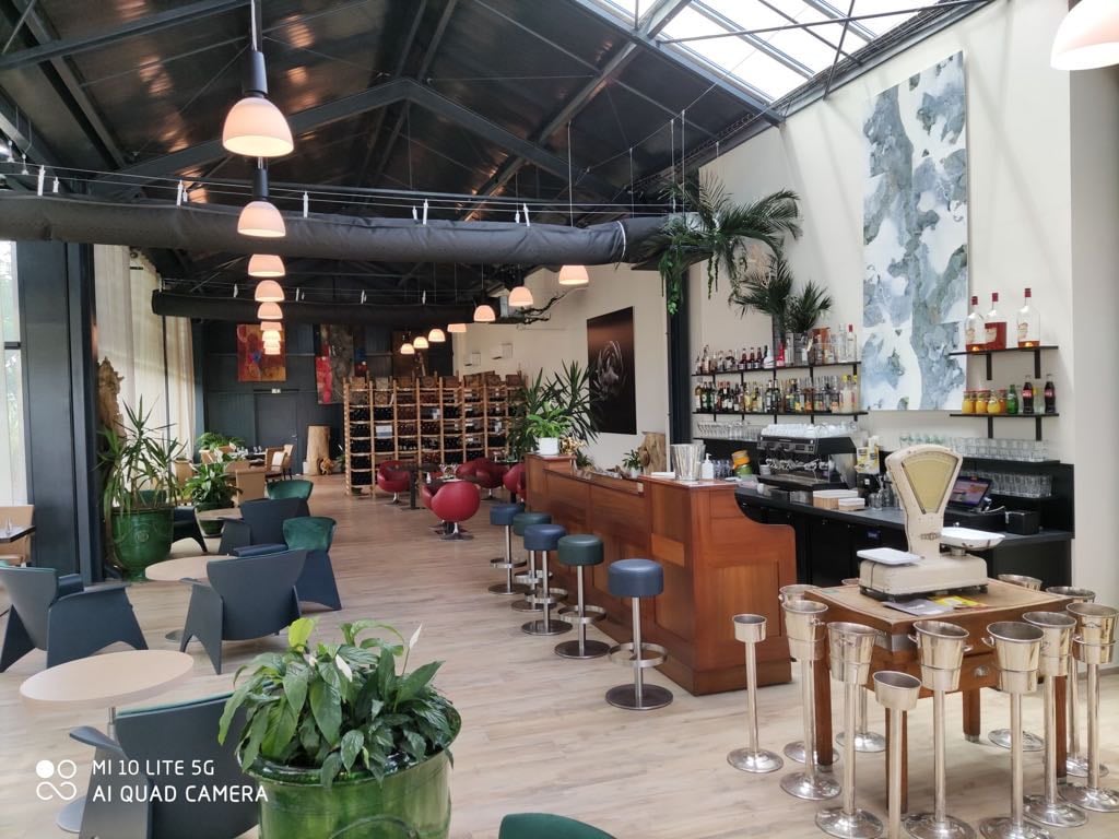 Lou Mas Café - Cover