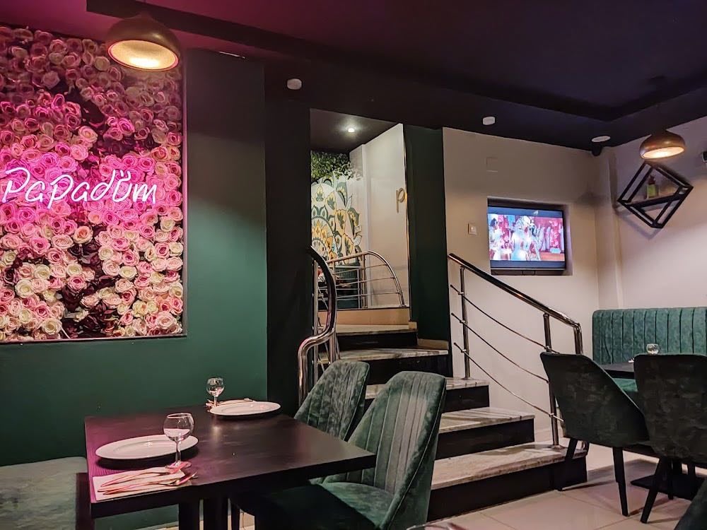 Papadum Indian Food - Cover