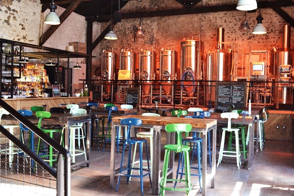 La Cave de Monsieur Guy / La Grange de Monsieur Guy - Cover